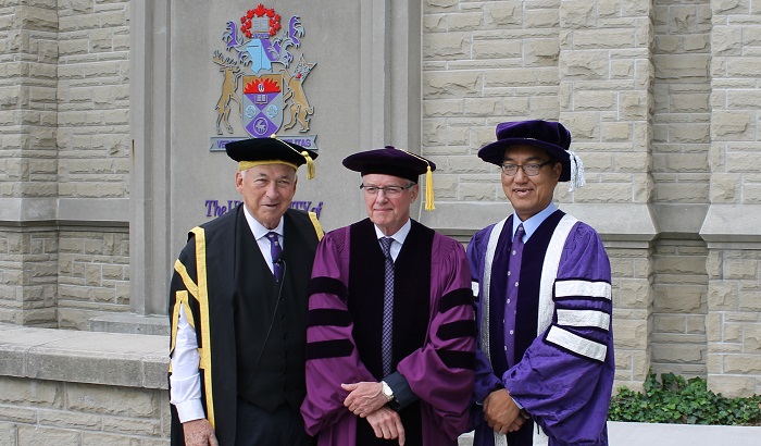 Kevin Lynch and Western University dignitaries 